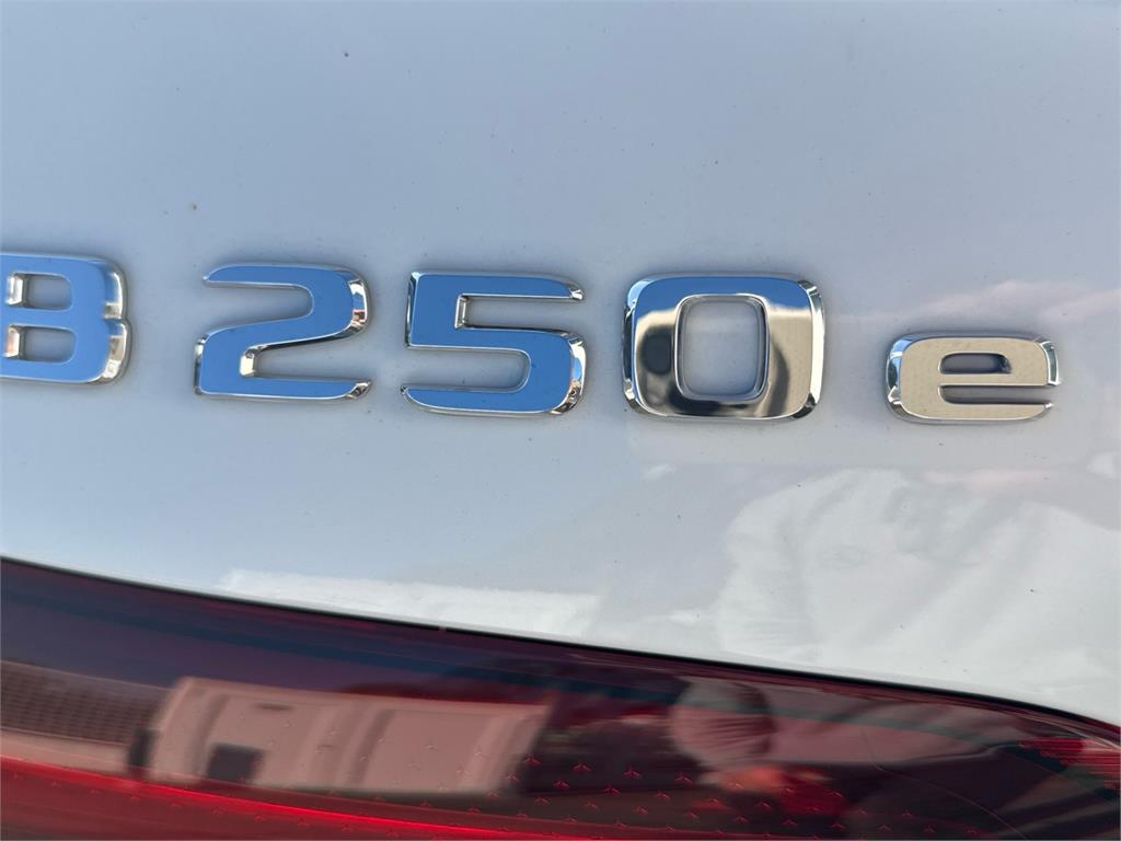 MERCEDES-BENZ Clase B 250 e en Adarsa Gijón - Foto 22