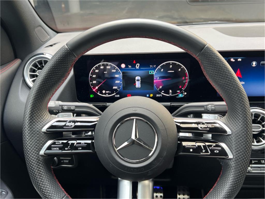 MERCEDES-BENZ Clase GLA 200 D en Adarsa Sur - Foto 7