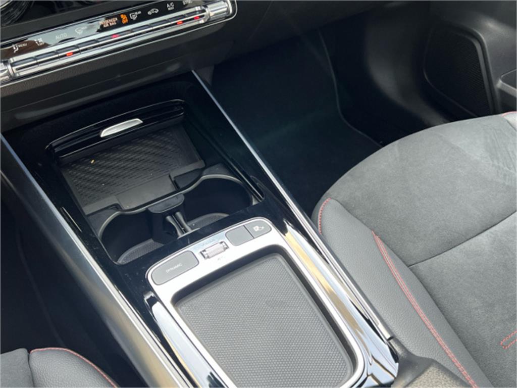 MERCEDES-BENZ Clase GLA 200 D en Adarsa Sur - Foto 14