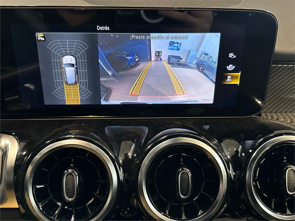 MERCEDES-BENZ GLB 200 d en Agro-Tracción Vehículos - Foto 6