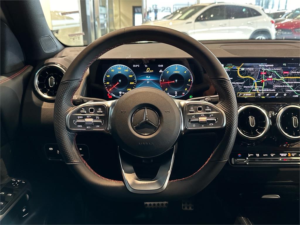 MERCEDES-BENZ GLB 200 d en Agro-Tracción Vehículos - Foto 12