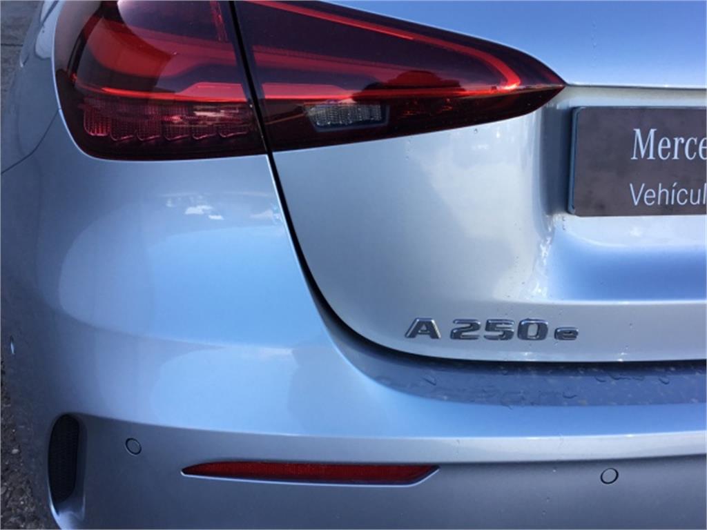 MERCEDES-BENZ Clase A 250 e Compacto con tecnología híbrida EQ en Lercauto 96 - Foto 14