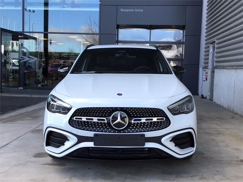 MERCEDES-BENZ GLA 200 D en Integral Automoción 2000 (Valladolid) - Foto 6