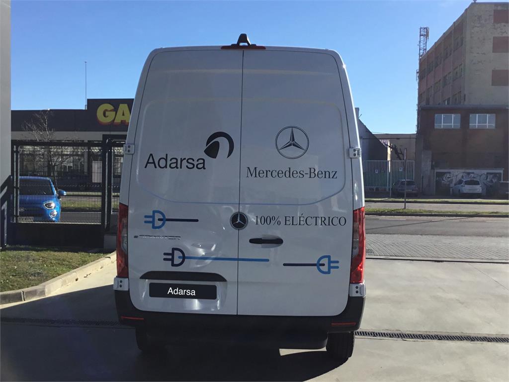 MERCEDES-BENZ Sprinter eSprinter 320 PRO MEDIO (81kWh) en Integral Automoción 2000 (Valladolid) - Foto 7