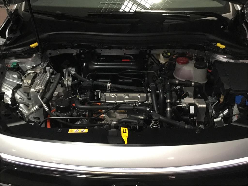 MERCEDES-BENZ EQA 250+ en Adarsa Norte - Foto 12
