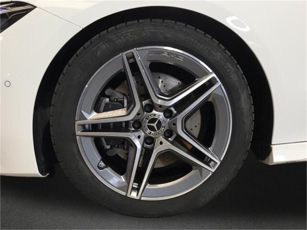 MERCEDES-BENZ Clase CLA 200 d SB AMG Line (EURO 6d) en Adarsa Norte - Foto 5