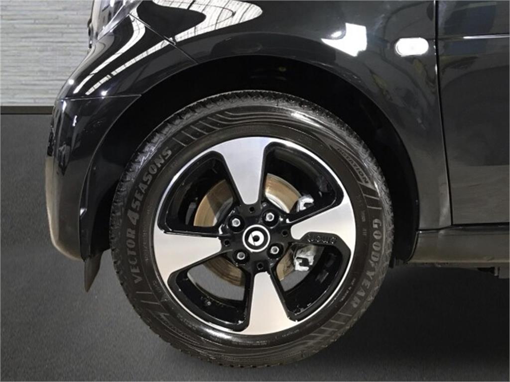 SMART FORTWO fortwo coupe electric drive / EQ pasion en Adarsa Norte - Foto 5