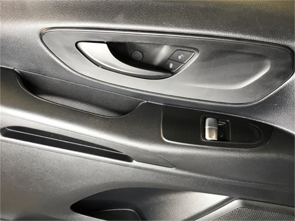MERCEDES-BENZ Vito 111 CDI Larga en Adarsa Norte - Foto 13