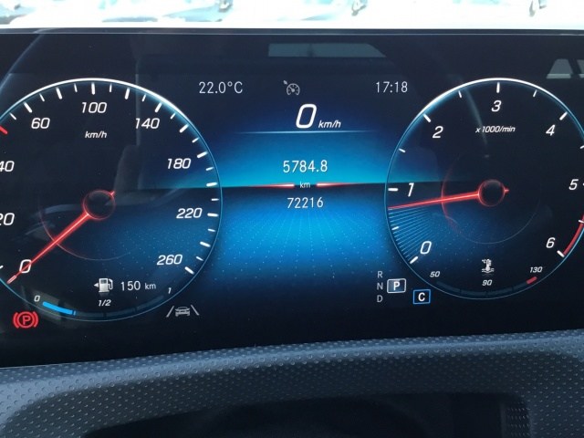 MERCEDES-BENZ Clase A 200 d AMG Line (EURO 6d) en Adarsa Gijón - Foto 12