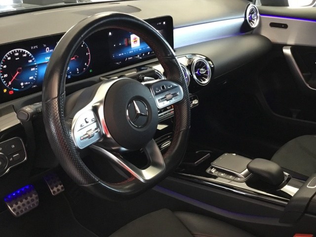 MERCEDES-BENZ Clase A 200 d AMG Line (EURO 6d) en Adarsa Gijón - Foto 6