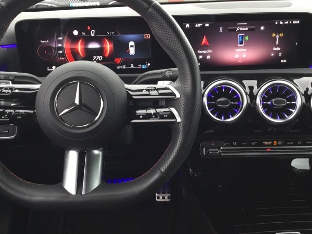 MERCEDES-BENZ Clase A 180 d en Adarsa Gijón - Foto 8