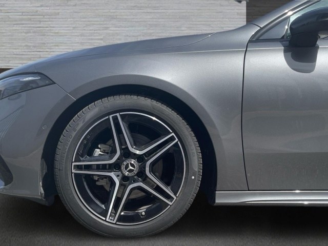 MERCEDES-BENZ Clase A 180 Compacto en Adarsa Gijón - Foto 5