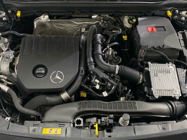 MERCEDES-BENZ Clase A 180 AMG Line (EURO 6e) en Adarsa Gijón - Foto 17
