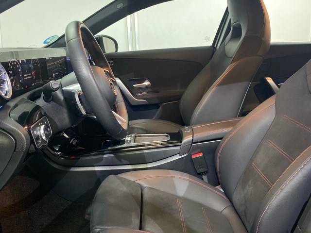 MERCEDES-BENZ Clase A 180 AMG Line (EURO 6e) en Adarsa Gijón - Foto 7