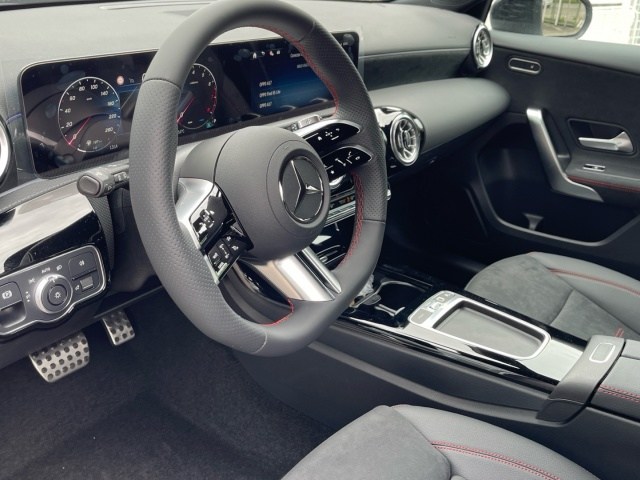 MERCEDES-BENZ Clase A 180 en Adarsa Gijón - Foto 6