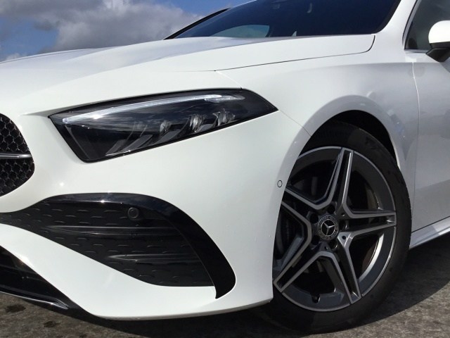 MERCEDES-BENZ Clase A 200 AMG Line (EURO 6e) en Adarsa Gijón - Foto 15