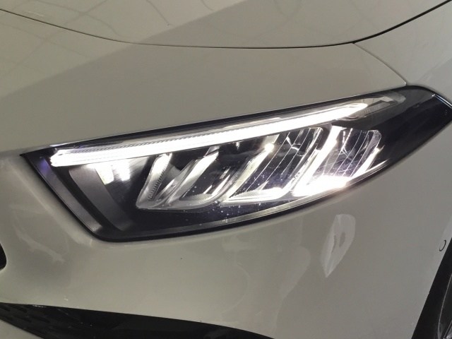 MERCEDES-BENZ Clase A 200 AMG Line (EURO 6e) en Adarsa Gijón - Foto 16