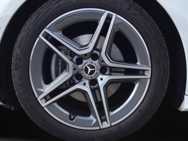 MERCEDES-BENZ Clase A 200 AMG Line (EURO 6e) en Adarsa Gijón - Foto 18
