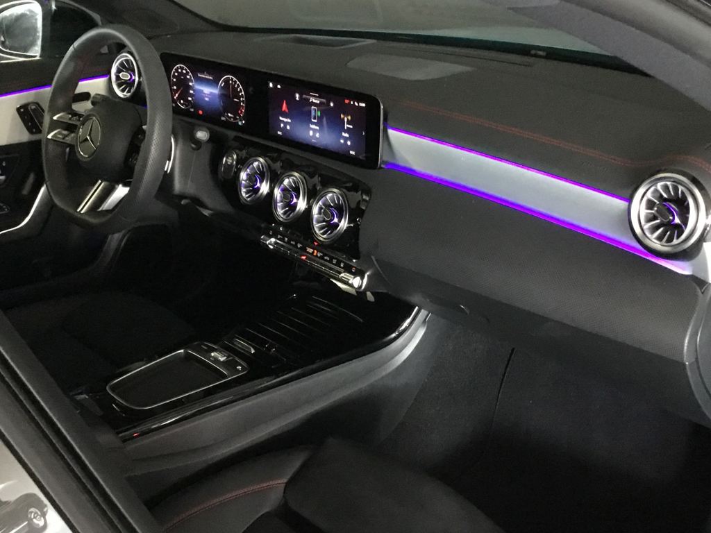 MERCEDES-BENZ Clase CLA 250 e Coupé en Adarsa Gijón - Foto 8