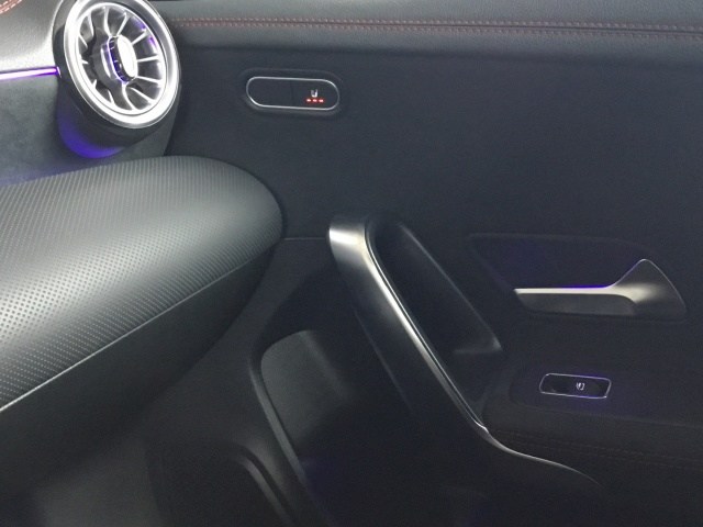 MERCEDES-BENZ Clase CLA 200 Shooting Brake en Adarsa Gijón - Foto 16