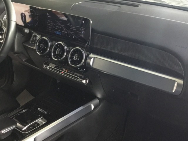 MERCEDES-BENZ Clase GLB 200 d Progressive (EURO 6d) en Adarsa Gijón - Foto 8