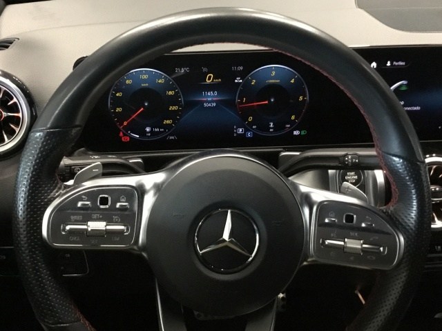 MERCEDES-BENZ Clase GLB 200 d 4Matic AMG Line (EURO 6d) en Adarsa Gijón - Foto 9