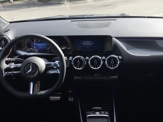 MERCEDES-BENZ Clase GLA 200 d en Adarsa Gijón - Foto 8