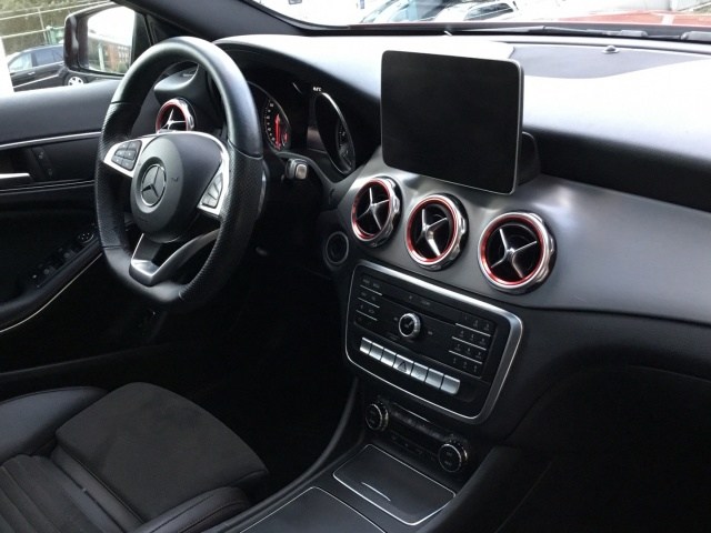 MERCEDES-BENZ Clase GLA 200 CDI / d AMG Line (EURO 6d-TEMP) en Adarsa Gijón - Foto 11