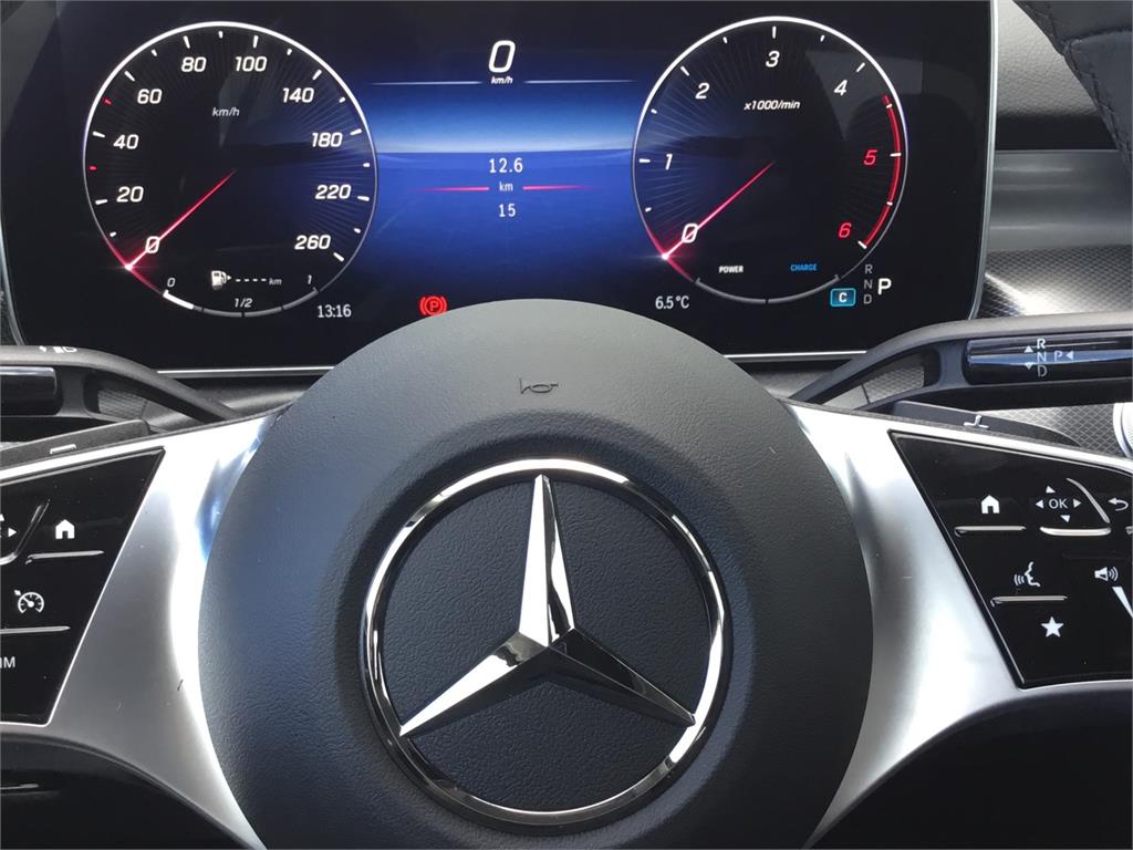 MERCEDES-BENZ Clase C 220 d en Adarsa Oviedo - Foto 6