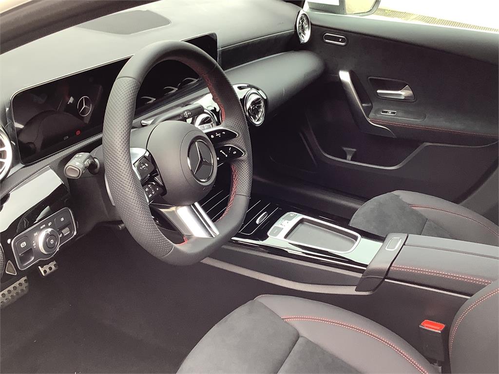 MERCEDES-BENZ Clase A 250 e en Adarsa Oviedo - Foto 10