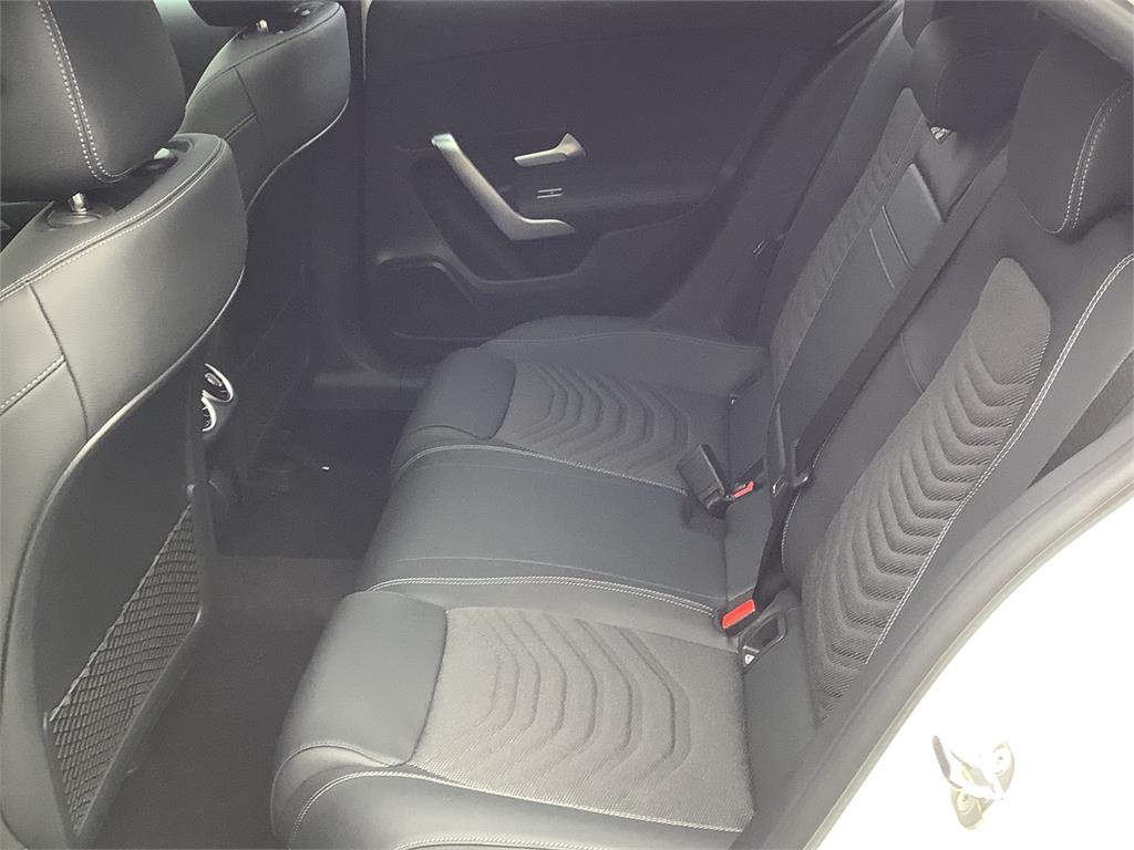 MERCEDES-BENZ Clase A 250 e en Adarsa Oviedo - Foto 5