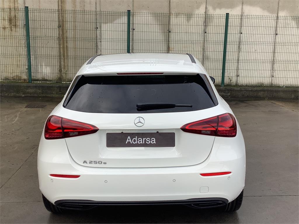 MERCEDES-BENZ Clase A 250 e en Adarsa Oviedo - Foto 9