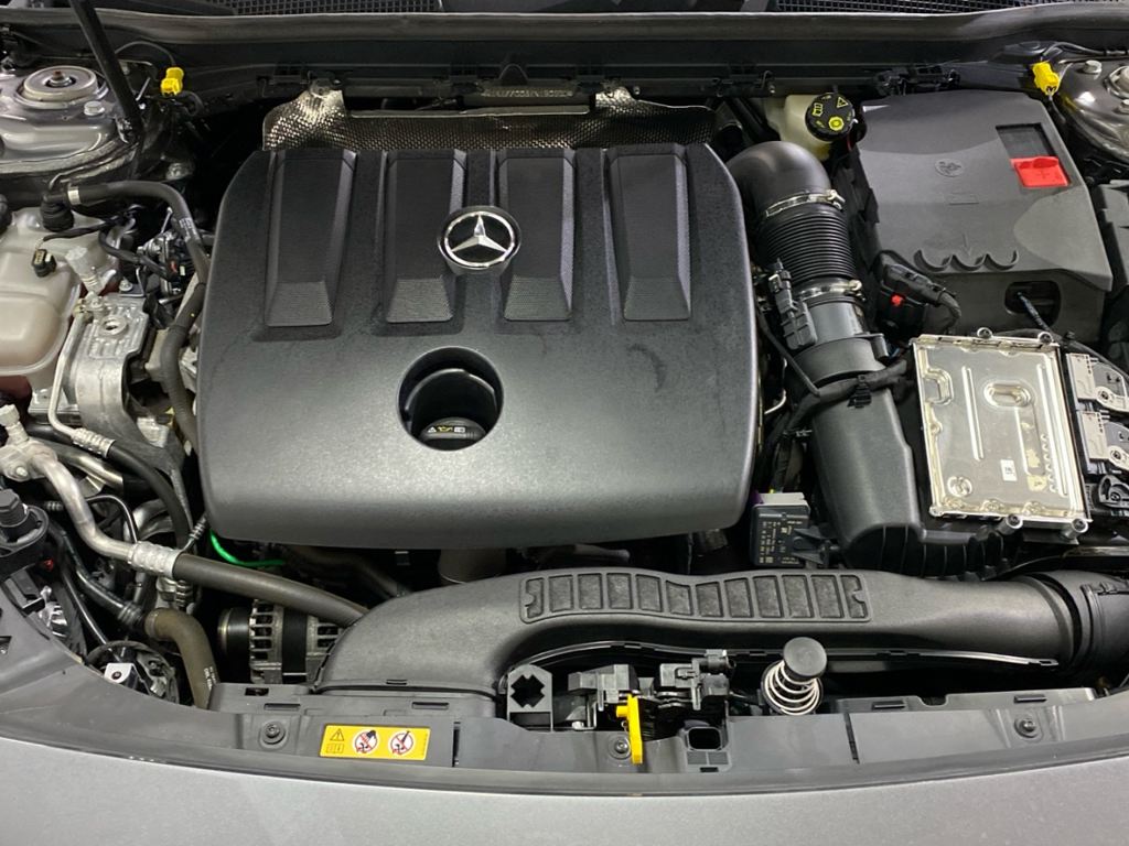 MERCEDES-BENZ Clase A 180 d Progressive en Adarsa Oviedo - Foto 17