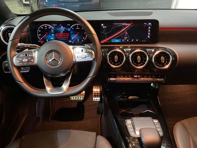 MERCEDES-BENZ Clase A 180 d Compacto en Adarsa Oviedo - Foto 8