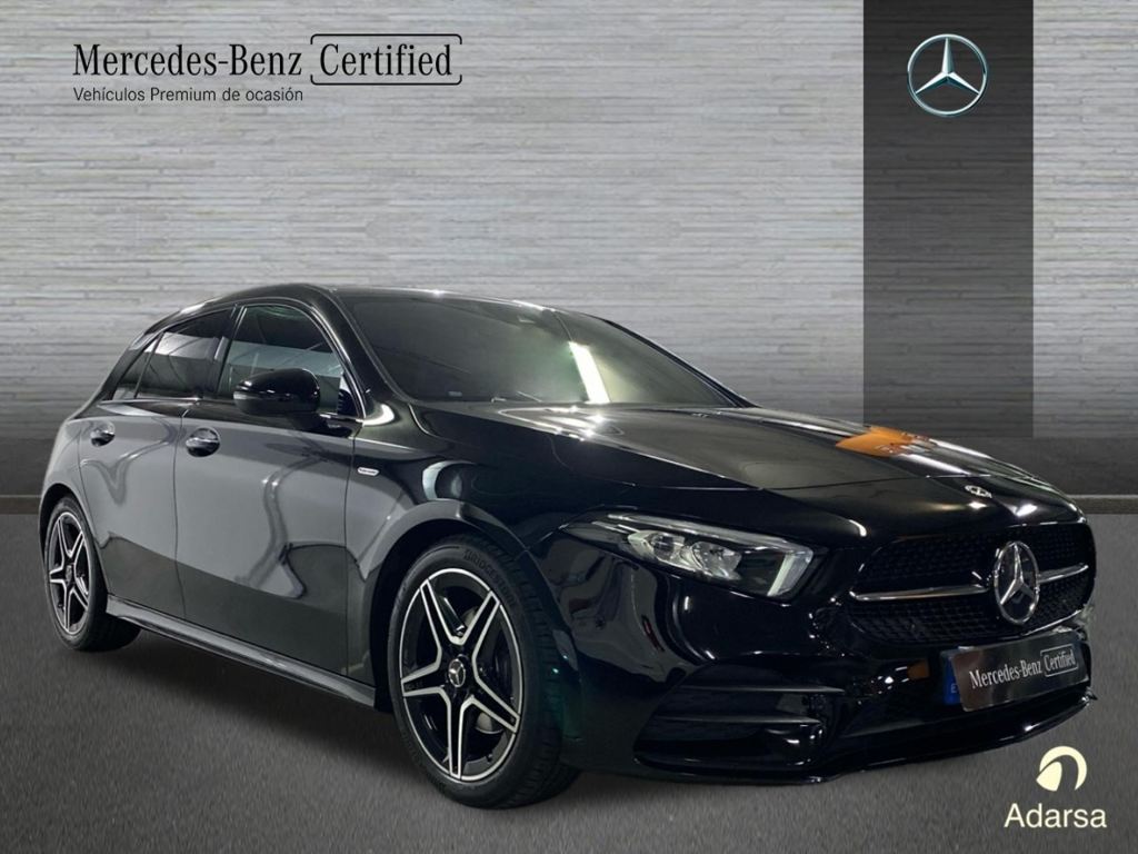MERCEDES-BENZ Clase A 180 d AMG Line (EURO 6d) en Adarsa Oviedo - Foto 3