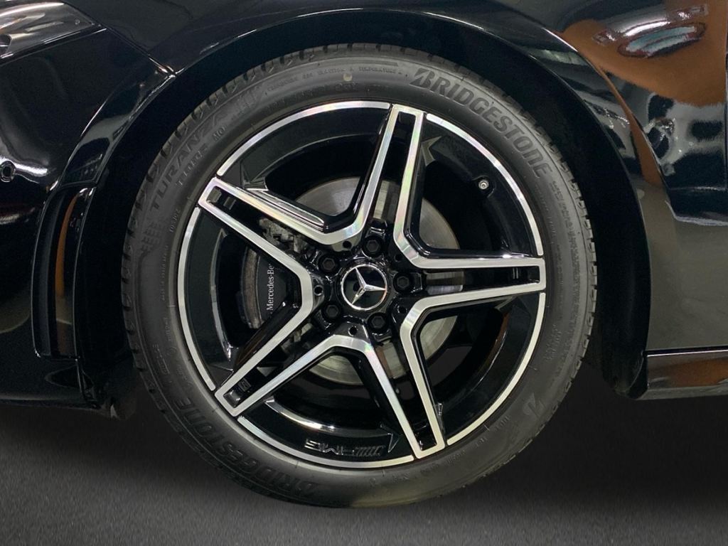 MERCEDES-BENZ Clase A 180 d AMG Line (EURO 6d) en Adarsa Oviedo - Foto 5