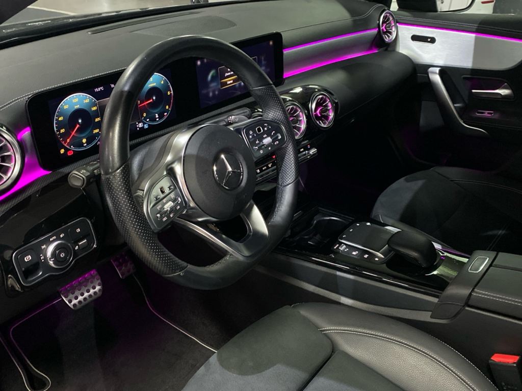 MERCEDES-BENZ Clase A 180 d AMG Line (EURO 6d) en Adarsa Oviedo - Foto 6