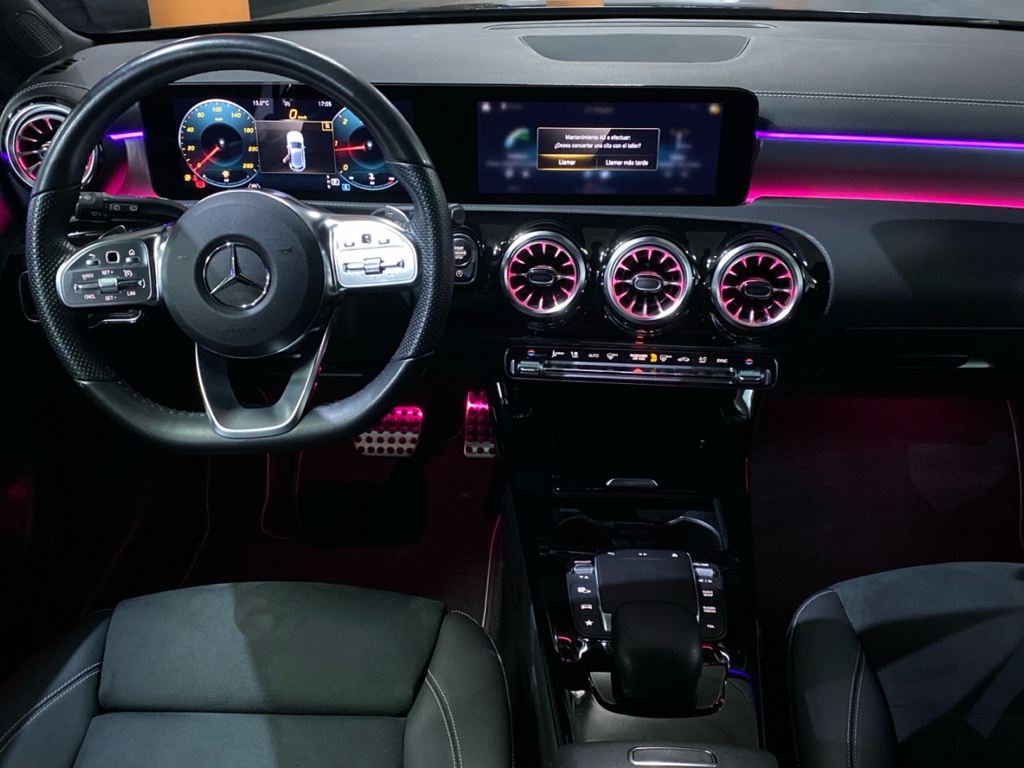 MERCEDES-BENZ Clase A 180 d AMG Line (EURO 6d) en Adarsa Oviedo - Foto 8