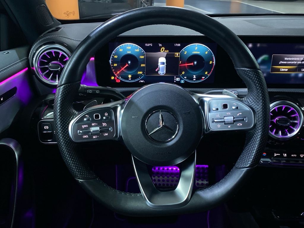 MERCEDES-BENZ Clase A 180 d AMG Line (EURO 6d) en Adarsa Oviedo - Foto 9