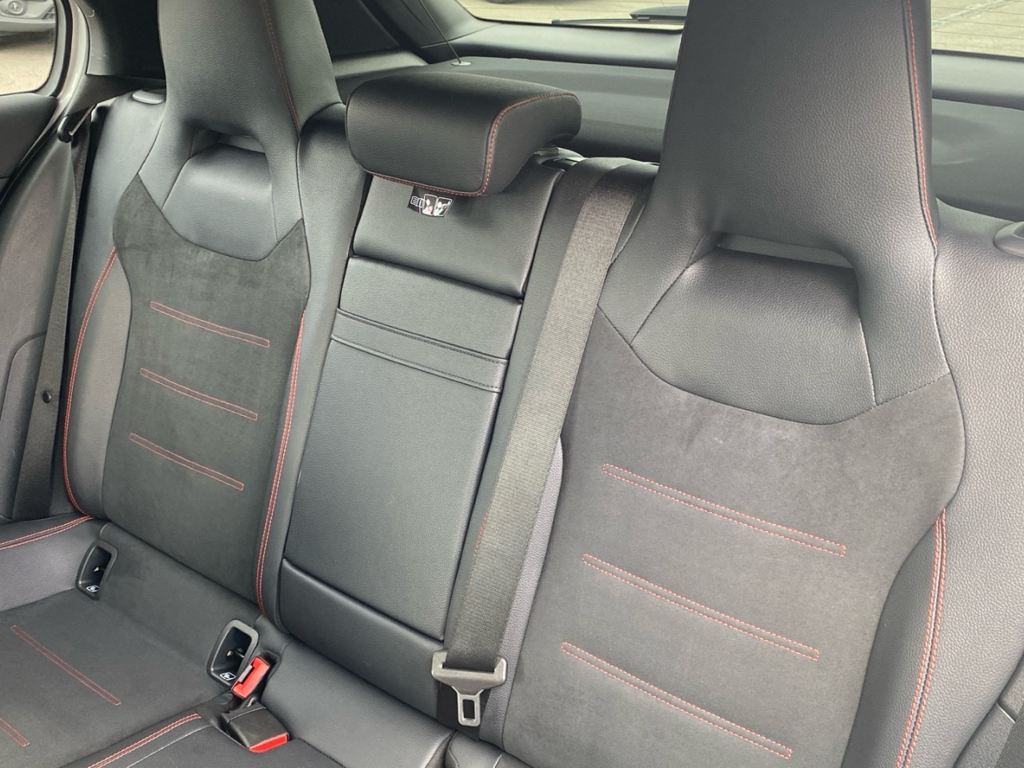 MERCEDES-BENZ Clase A 180 d AMG Line (EURO 6d) en Adarsa Oviedo - Foto 10
