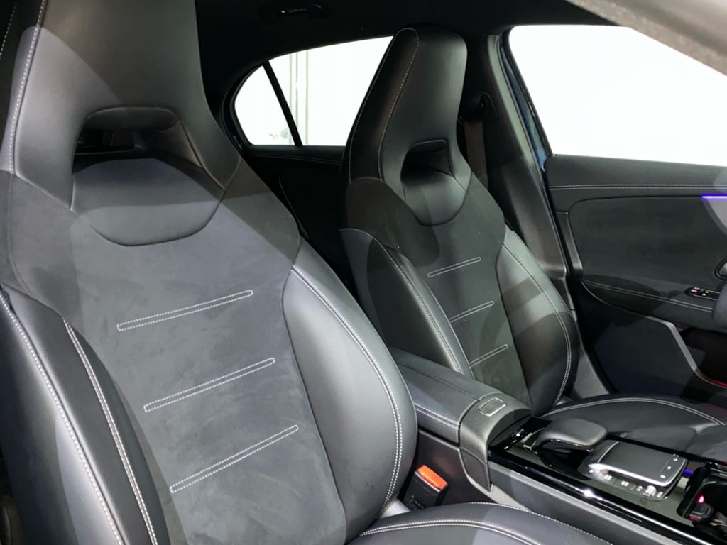 MERCEDES-BENZ Clase A 180 d AMG Line (EURO 6d) en Adarsa Oviedo - Foto 15