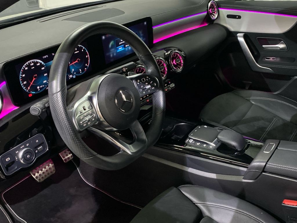 MERCEDES-BENZ Clase A 180 d AMG Line (EURO 6d) en Adarsa Oviedo - Foto 6