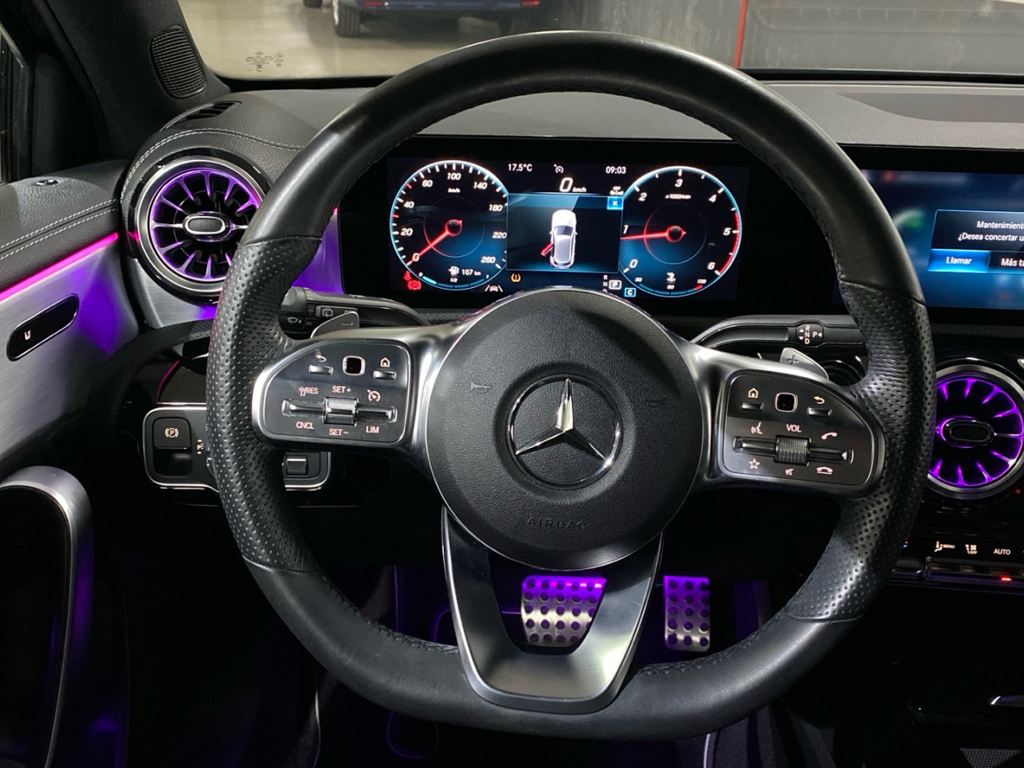 MERCEDES-BENZ Clase A 180 d AMG Line (EURO 6d) en Adarsa Oviedo - Foto 9