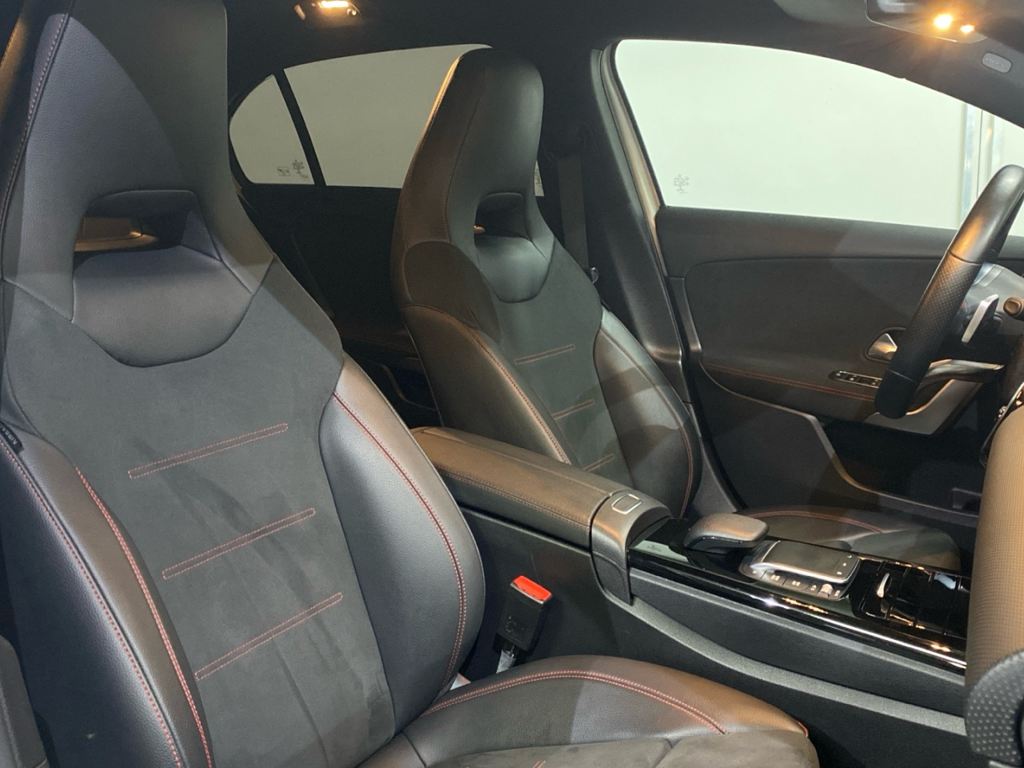MERCEDES-BENZ Clase A 180 AMG Line (EURO 6d) en Adarsa Oviedo - Foto 13