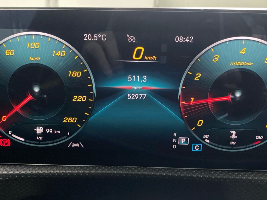 MERCEDES-BENZ Clase A 180 AMG Line (EURO 6d) en Adarsa Oviedo - Foto 17