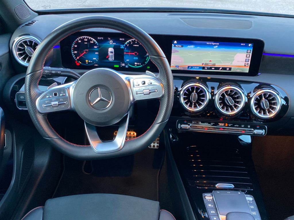 MERCEDES-BENZ Clase A 250 e AMG Line (EURO 6d) en Adarsa Oviedo - Foto 8