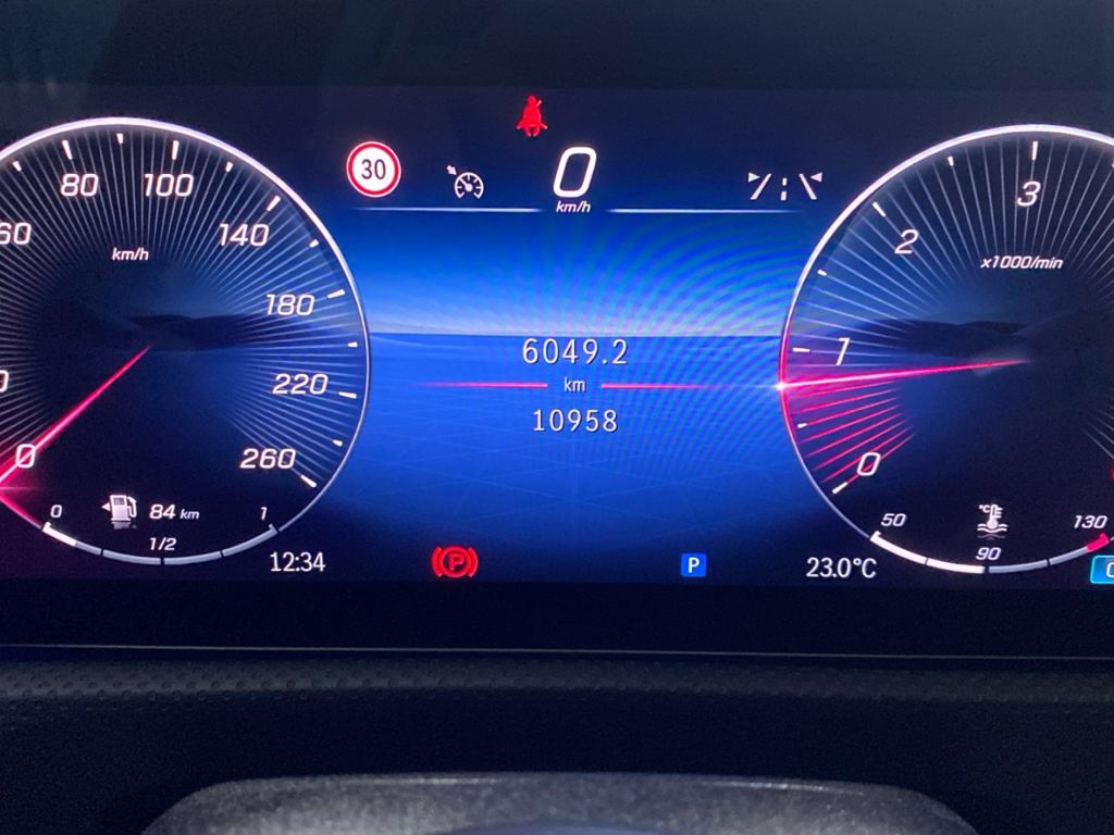 MERCEDES-BENZ Clase A 180 d Compacto en Adarsa Oviedo - Foto 16