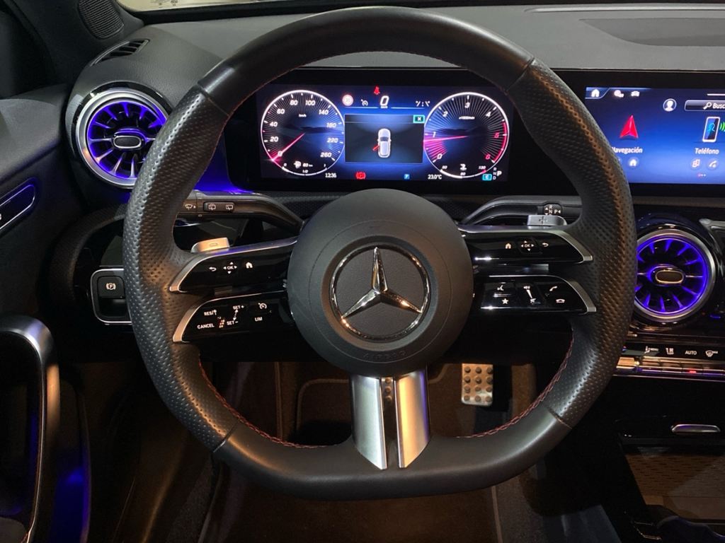 MERCEDES-BENZ Clase A 180 d Compacto en Adarsa Oviedo - Foto 9