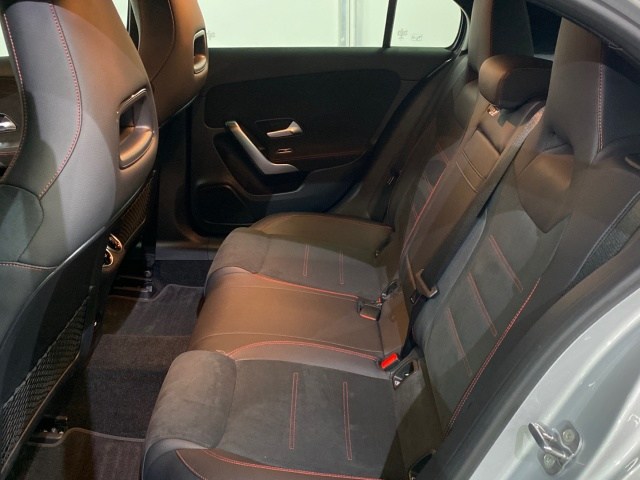 MERCEDES-BENZ Clase A 180 d Compacto en Adarsa Oviedo - Foto 12