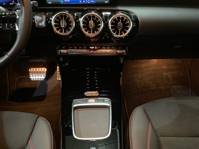 MERCEDES-BENZ Clase A 180 d Compacto en Adarsa Oviedo - Foto 15